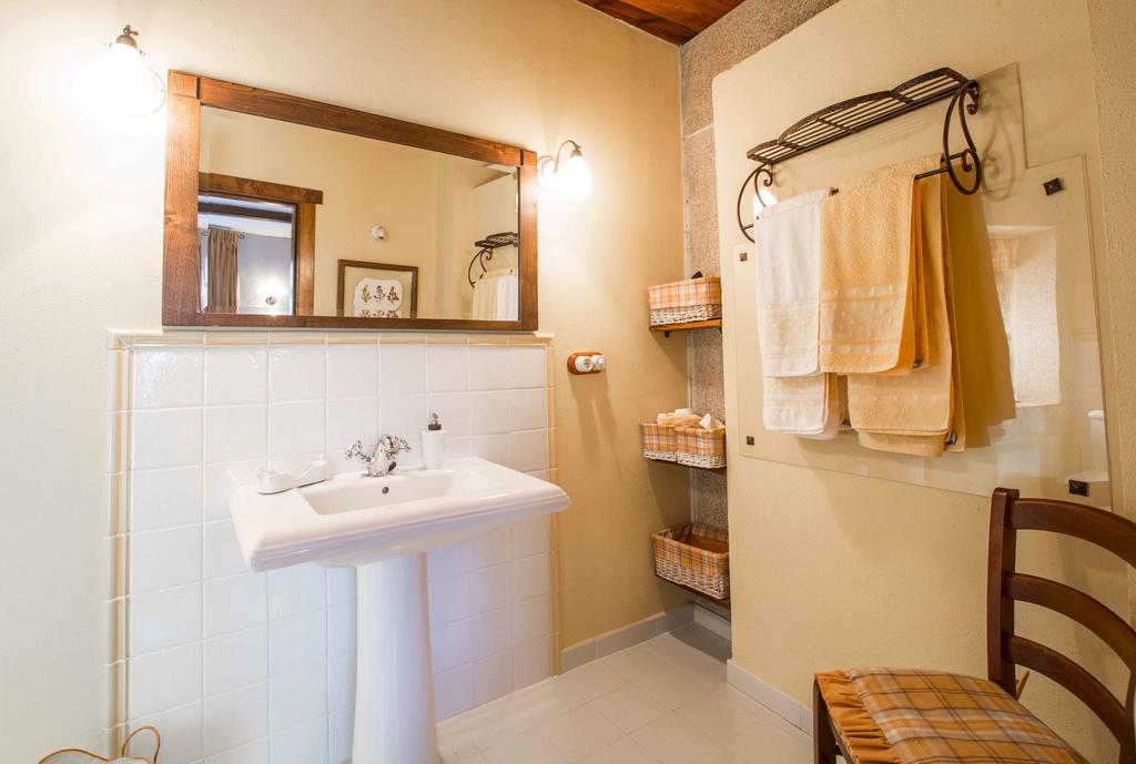 Arbores De Lenda Otel A Veiga  Dış mekan fotoğraf
